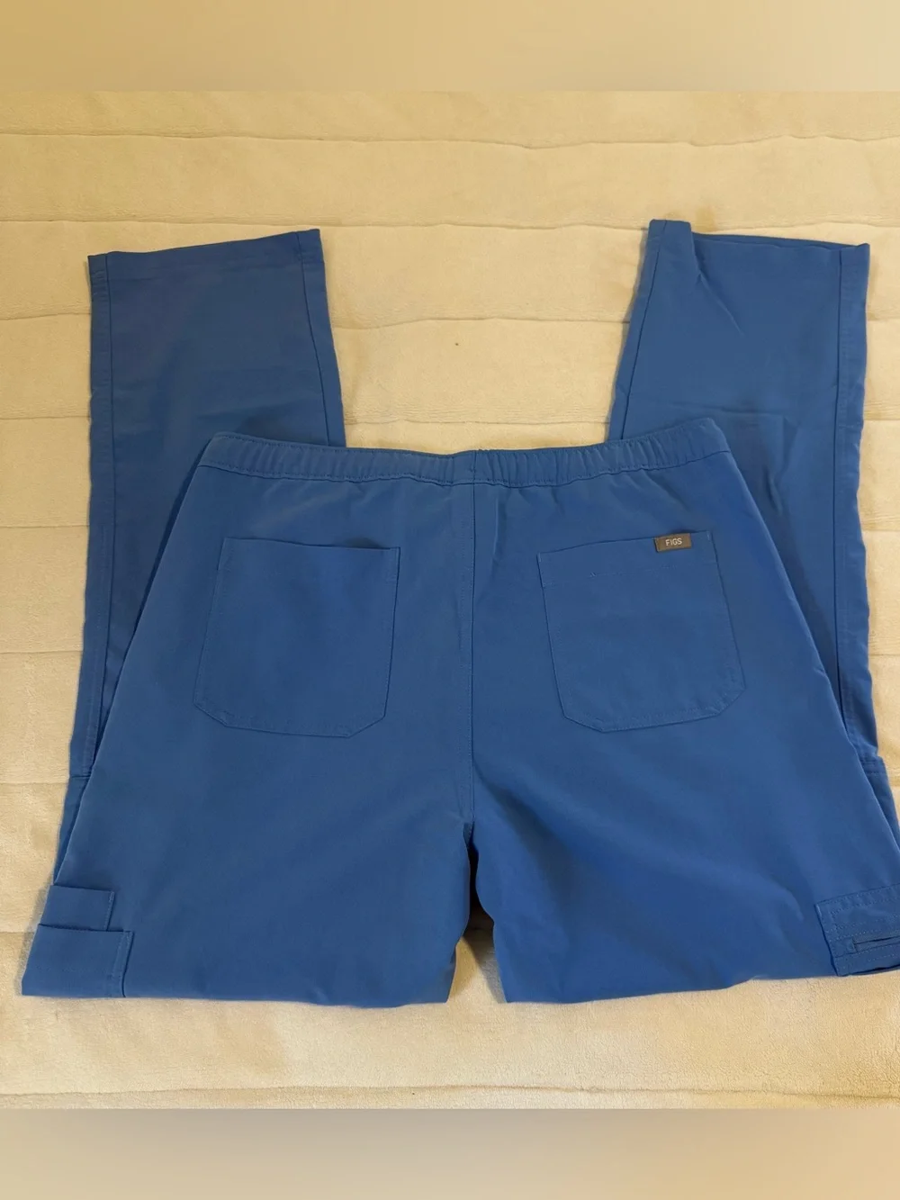 Figs Men’s Cairo Cargo Scrub Pants Ceil Blue- Medium